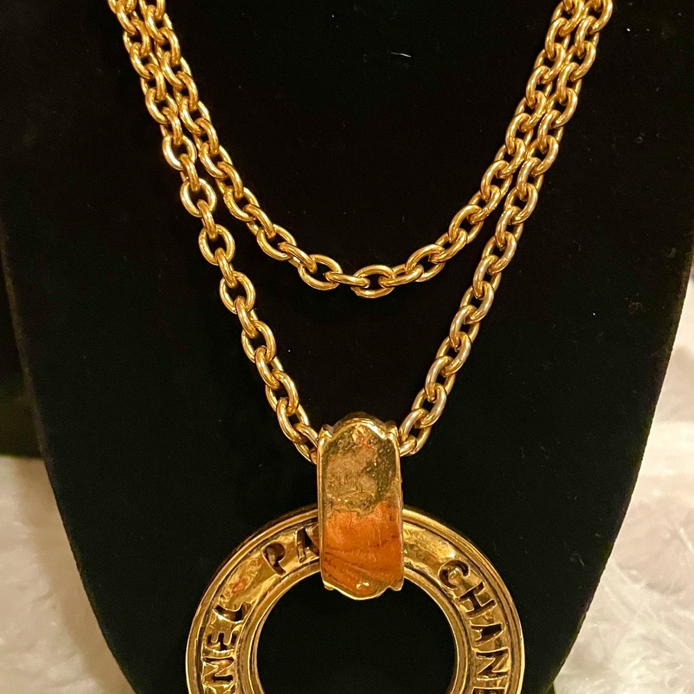 Chanel Gold Pendant Necklace
